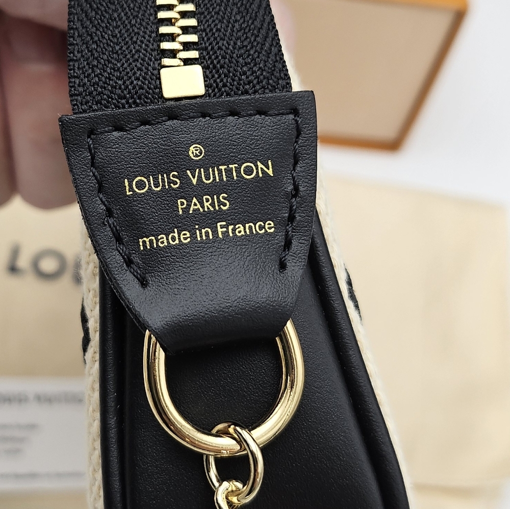 Brand new authentic limited edition Louis Vuitton mini pochette - Picture 6 of 15